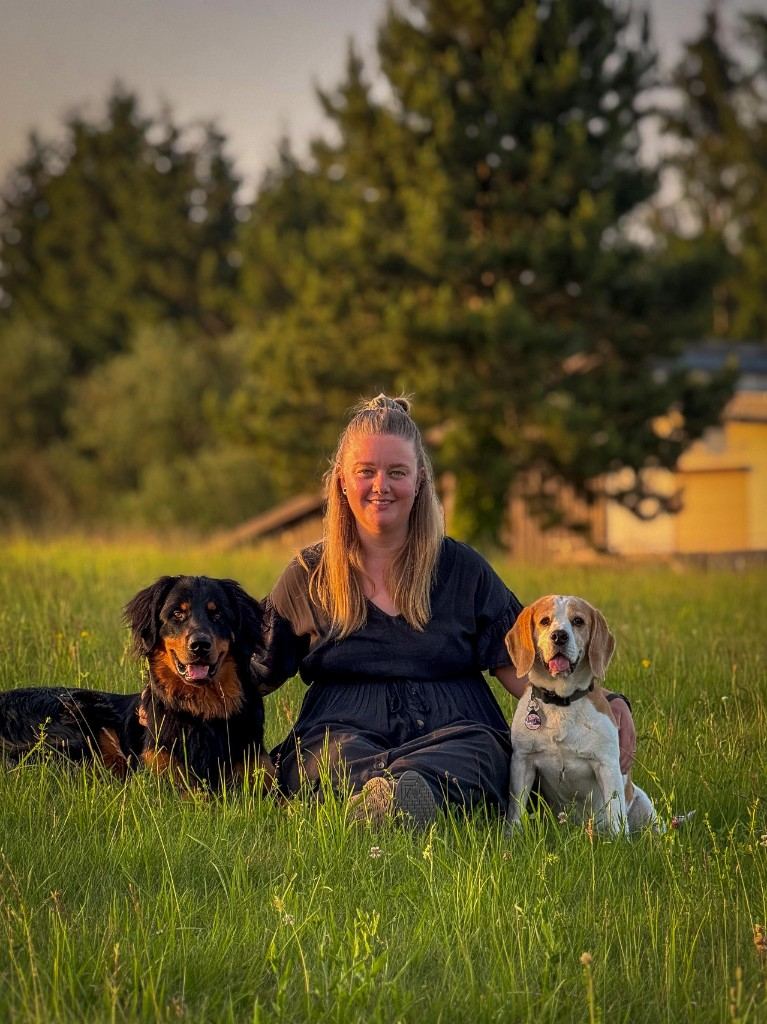 Yvonne mit Hund